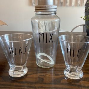 Rae Dunn Drink Set